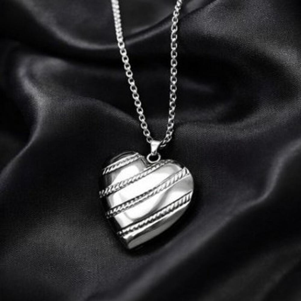 Silver Tone Heart Locket Necklace 22in 925 Silver Chain Valentine's Day Gift